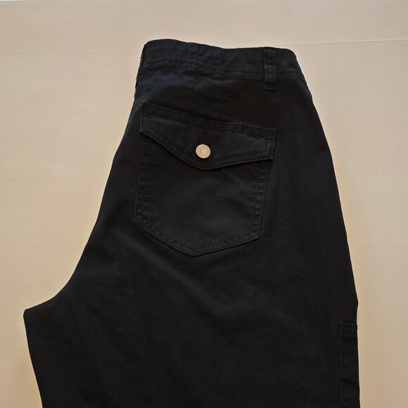 White House Black Market Capri Womens Size 6 Black Mid Rise Stretch Casual - Picture 7 of 12